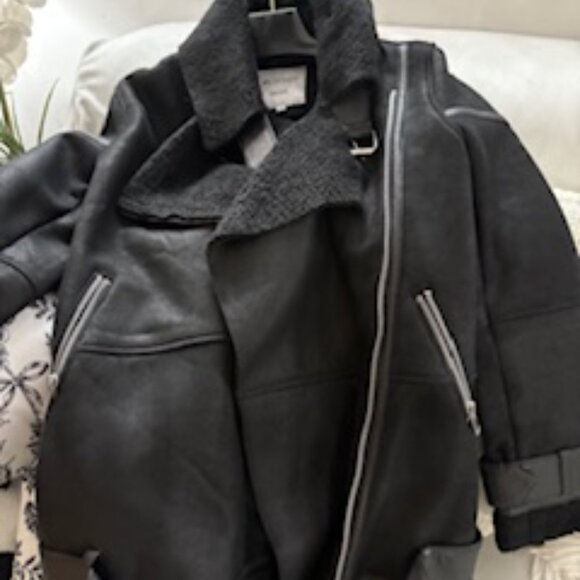 Walter Baker Women's Black Lamb's leather with faux Shearling Jacket - Picture 7 of 8